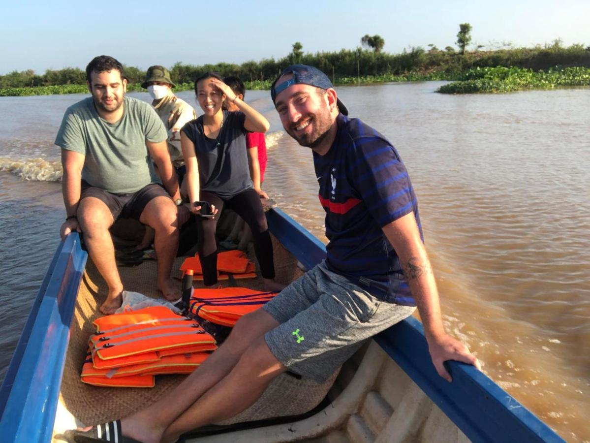 St 63 Home Stay & Tour Kampong Khleang Экстерьер фото