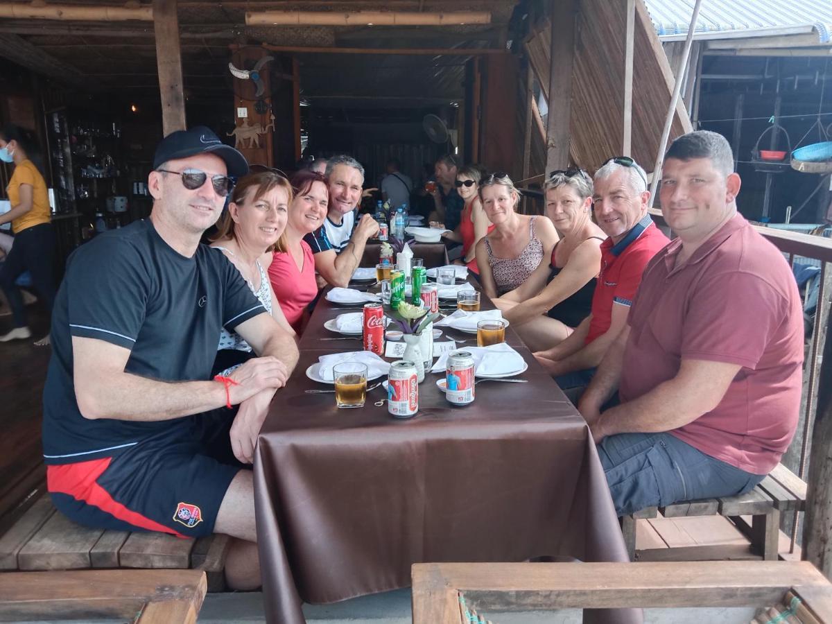 St 63 Home Stay & Tour Kampong Khleang Экстерьер фото