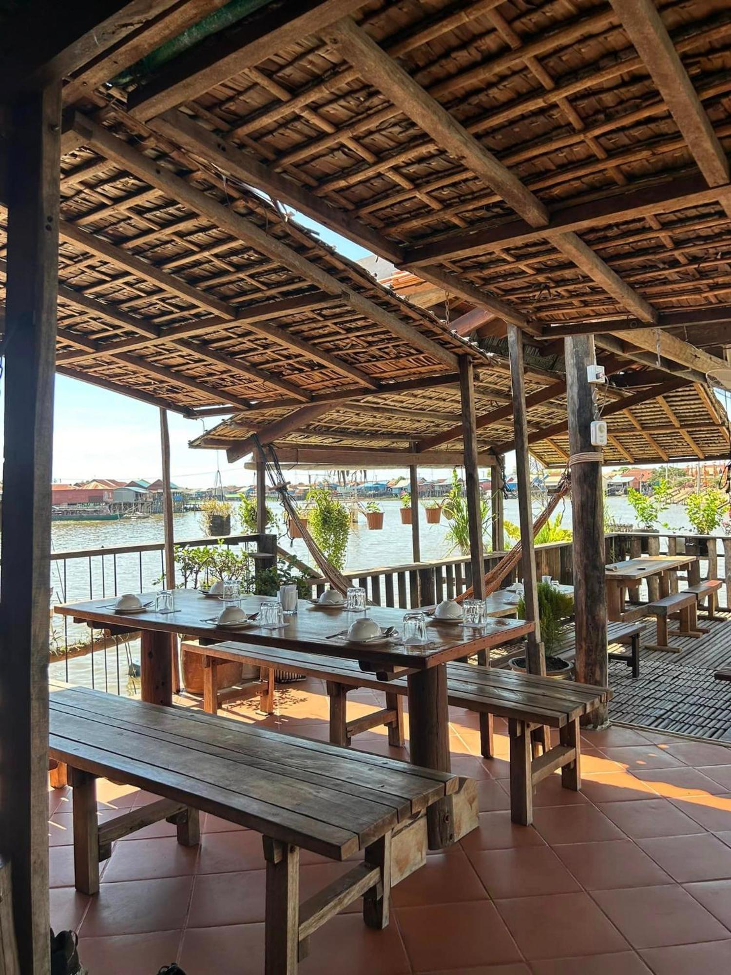 St 63 Home Stay & Tour Kampong Khleang Экстерьер фото